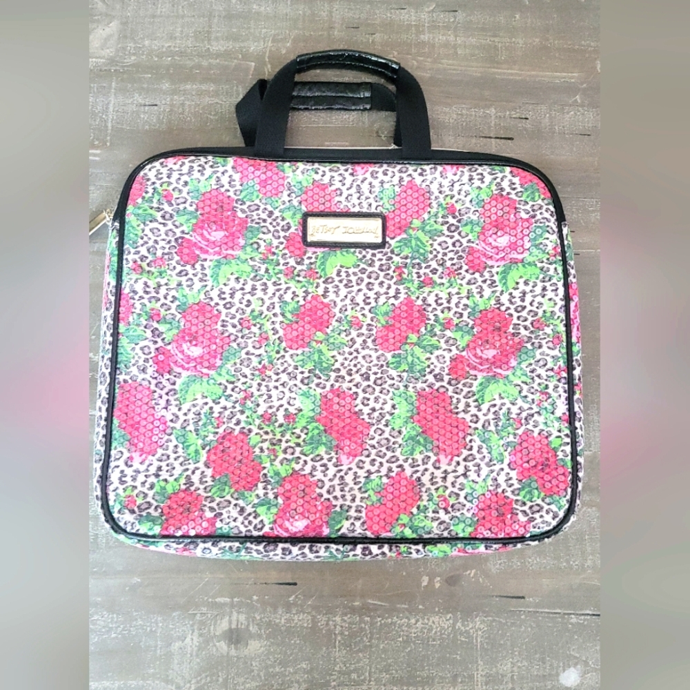 Betsey Johnson Roses & Cheetah Laptop Computer Case